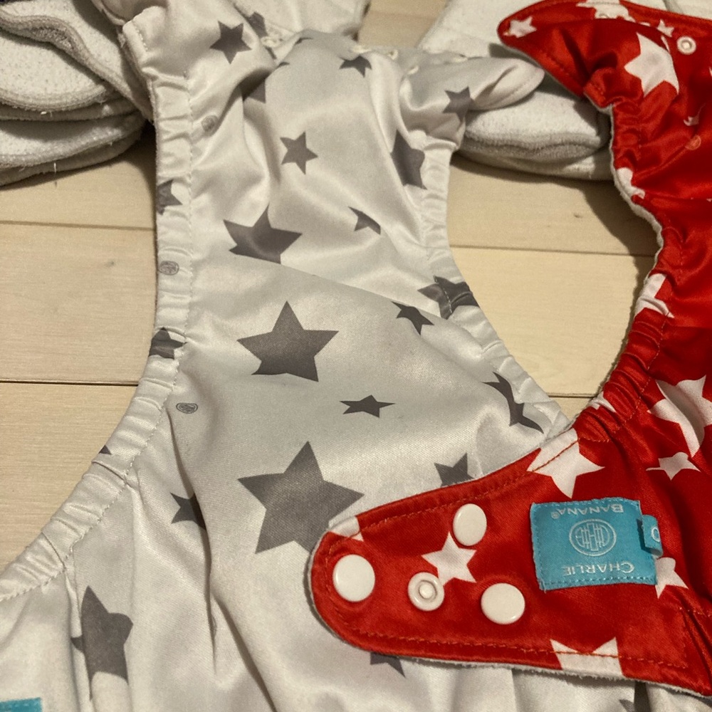 Charlie Banana 6 Cloth Diapers 12 Inserts - Red White Stars, Safari Fun Prints - Picture 7 of 11